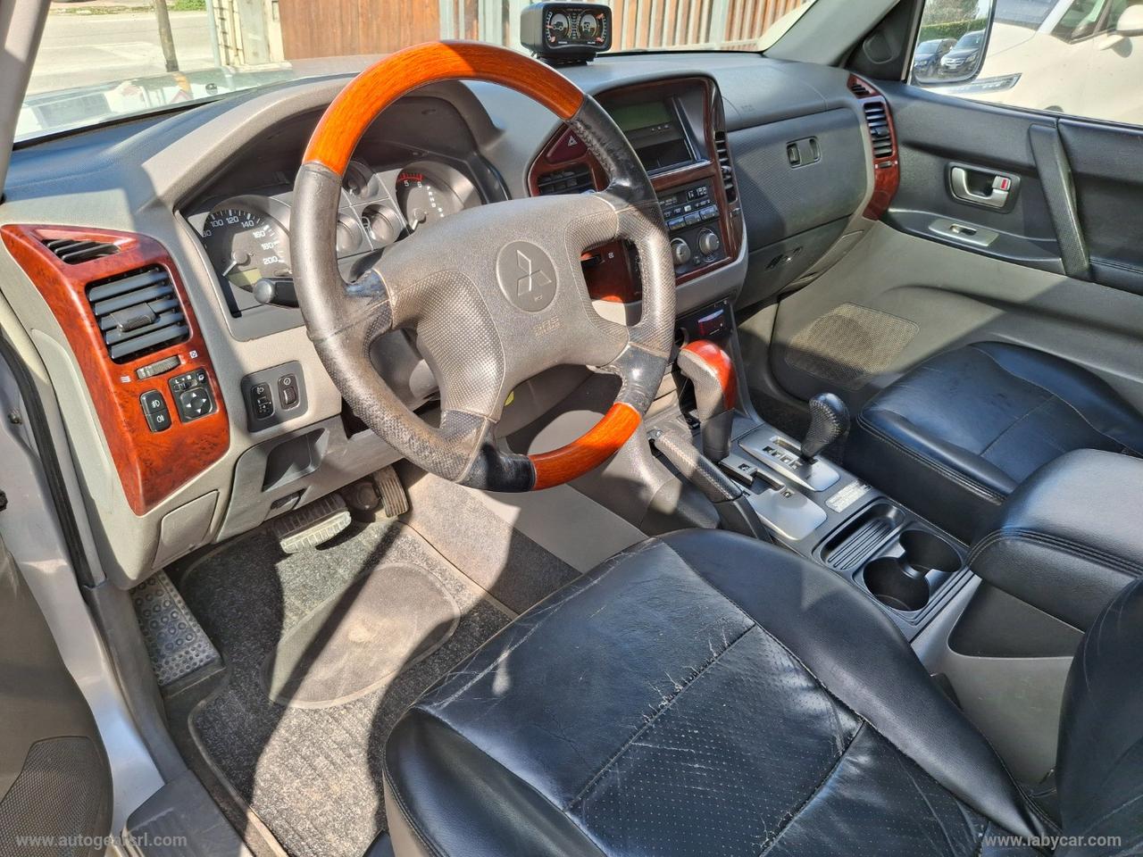 MITSUBISHI Pajero 3.2 16V DI-D 5p. GLS2 - 7 POSTI