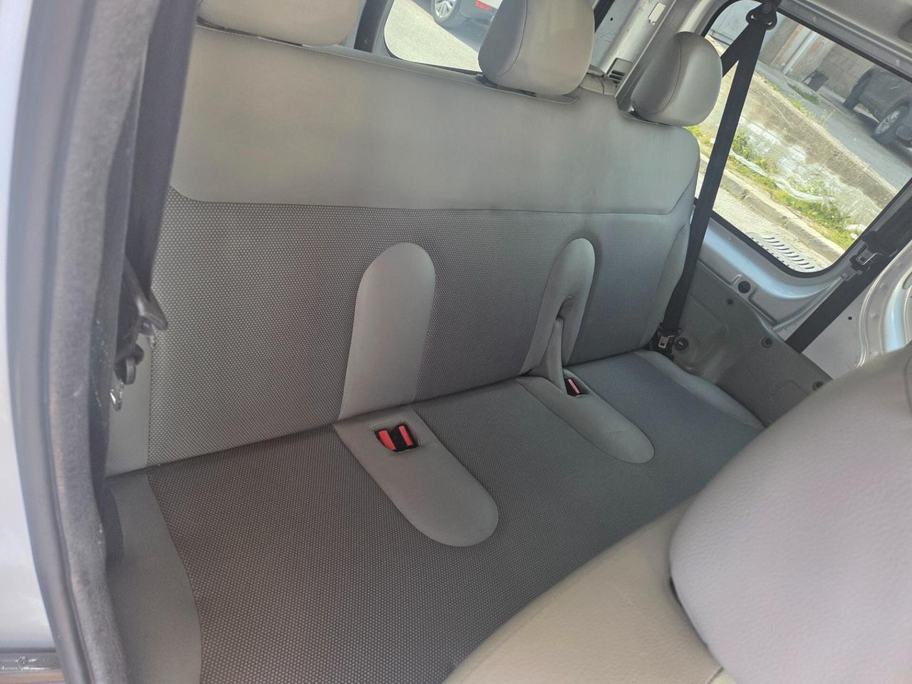 OPEL VIVARO 9 POSTI 2.0 115 CV KM CERTIFICATI