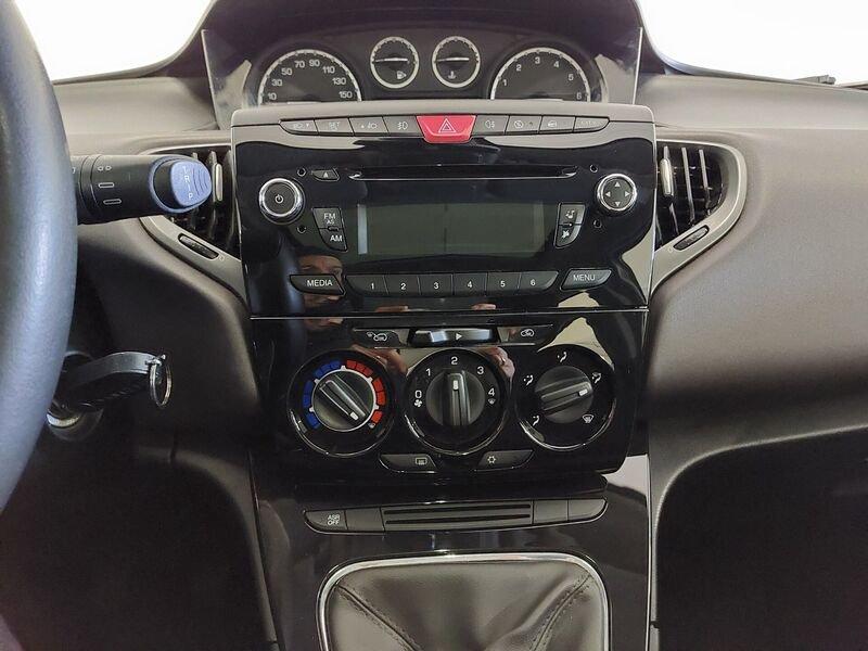 Lancia Ypsilon Ypsilon 1.2 69 CV 5 porte S&S Gold