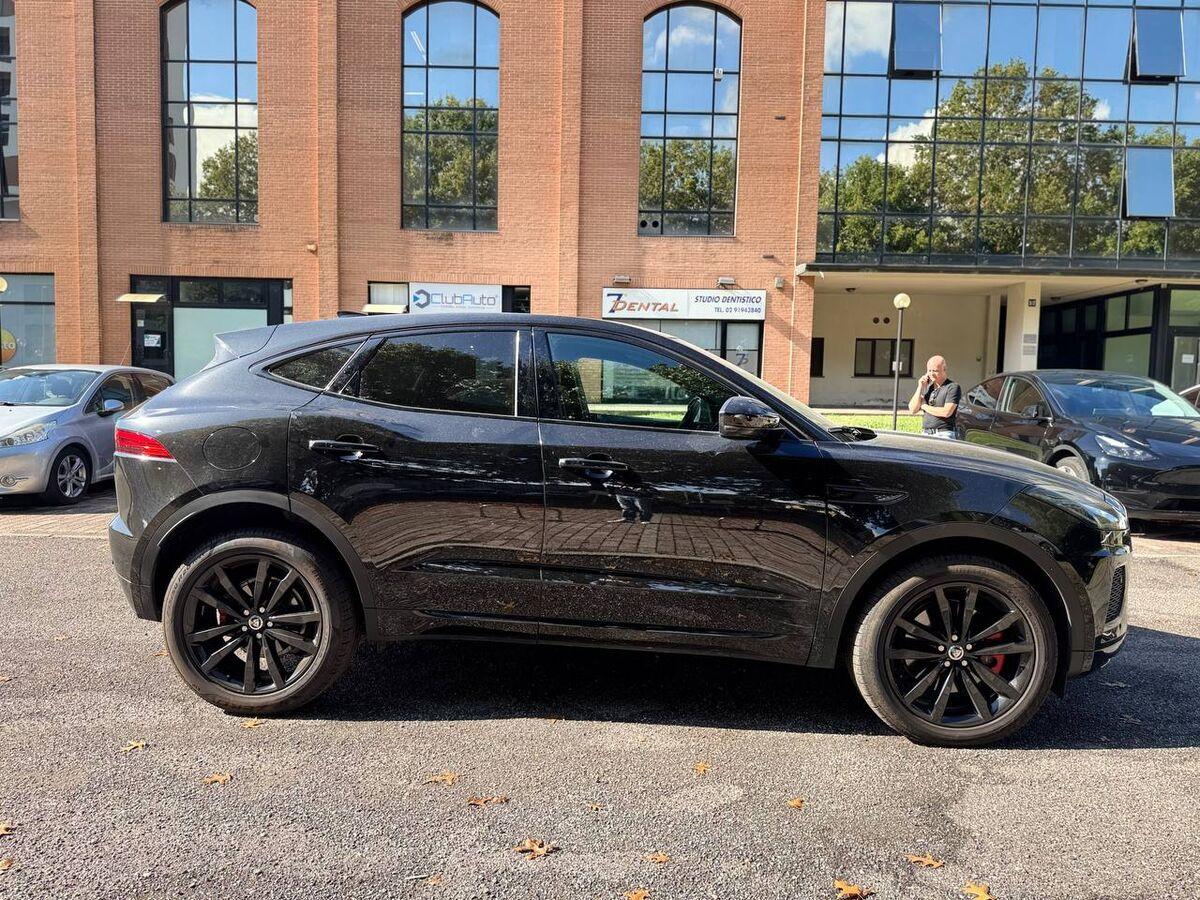 Jaguar E-Pace 2.0d i4 mhev R-Dynamic Black awd 163cv auto