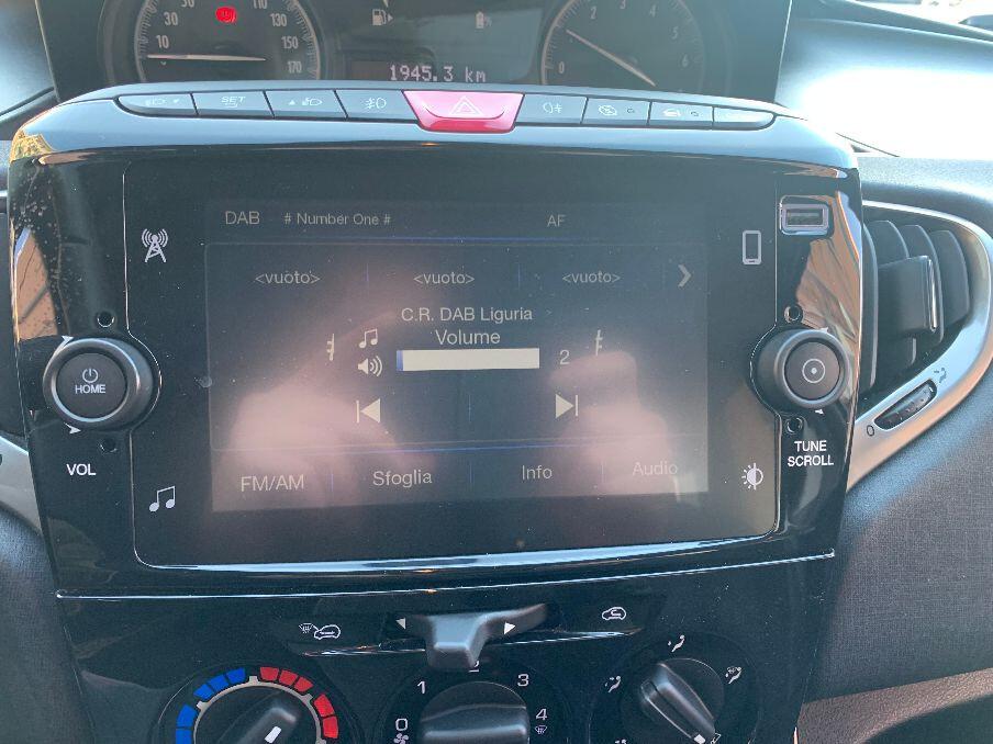 Lancia Ypsilon 1.0 FireFly 5 porte S&S Hybrid Ecochic Gold