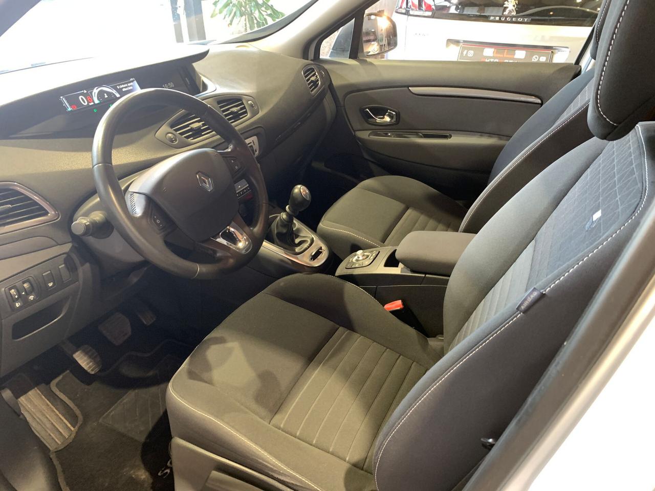 Renault Scenic 1.5 dCi 110CV