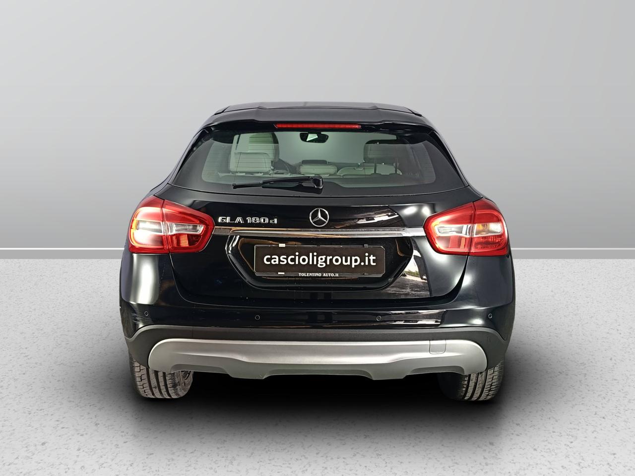 Mercedes-Benz GLA-X156 2014 - GLA 180 d (cdi) Executive