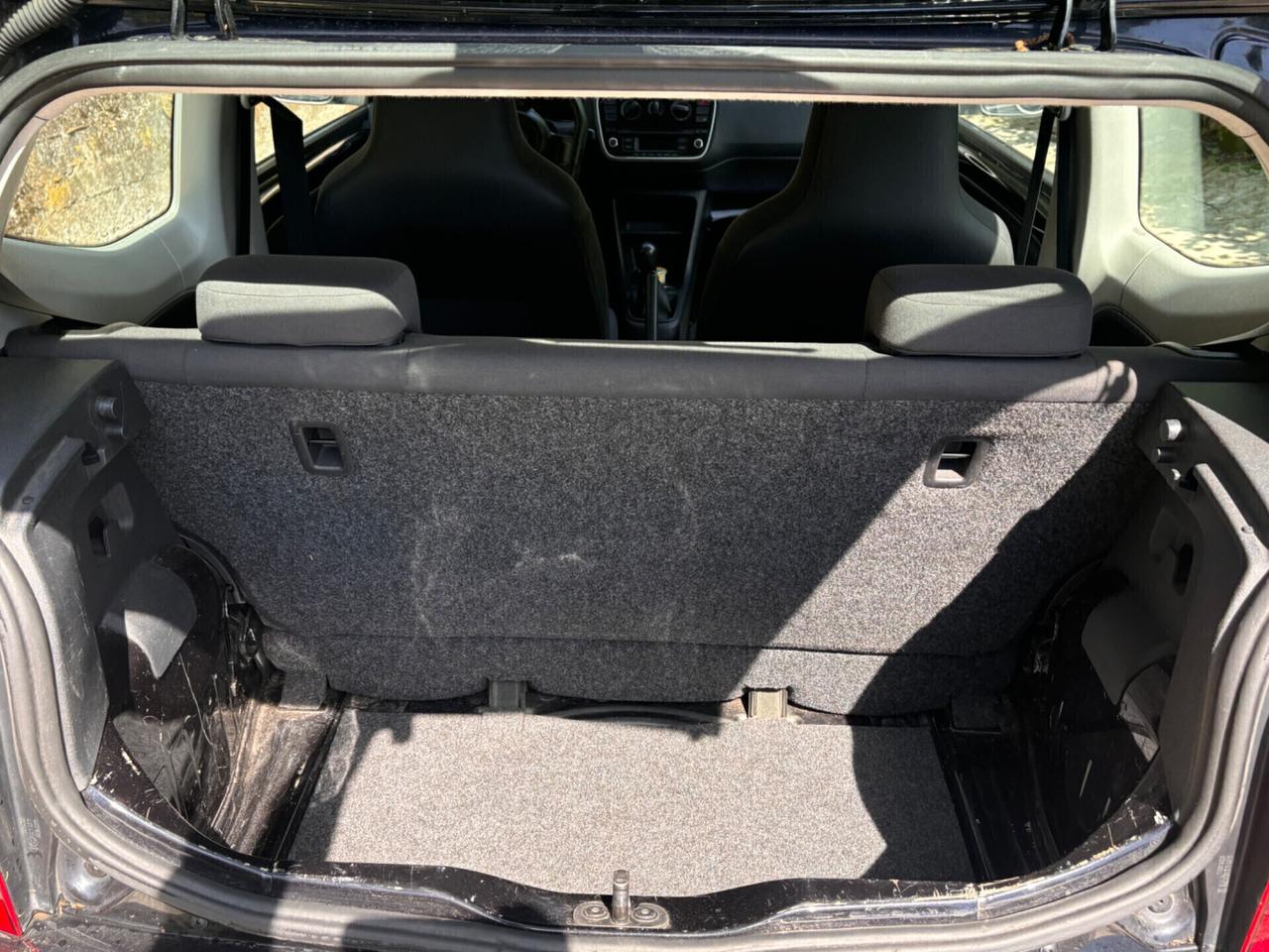 Volkswagen up! 1.0 3p. take