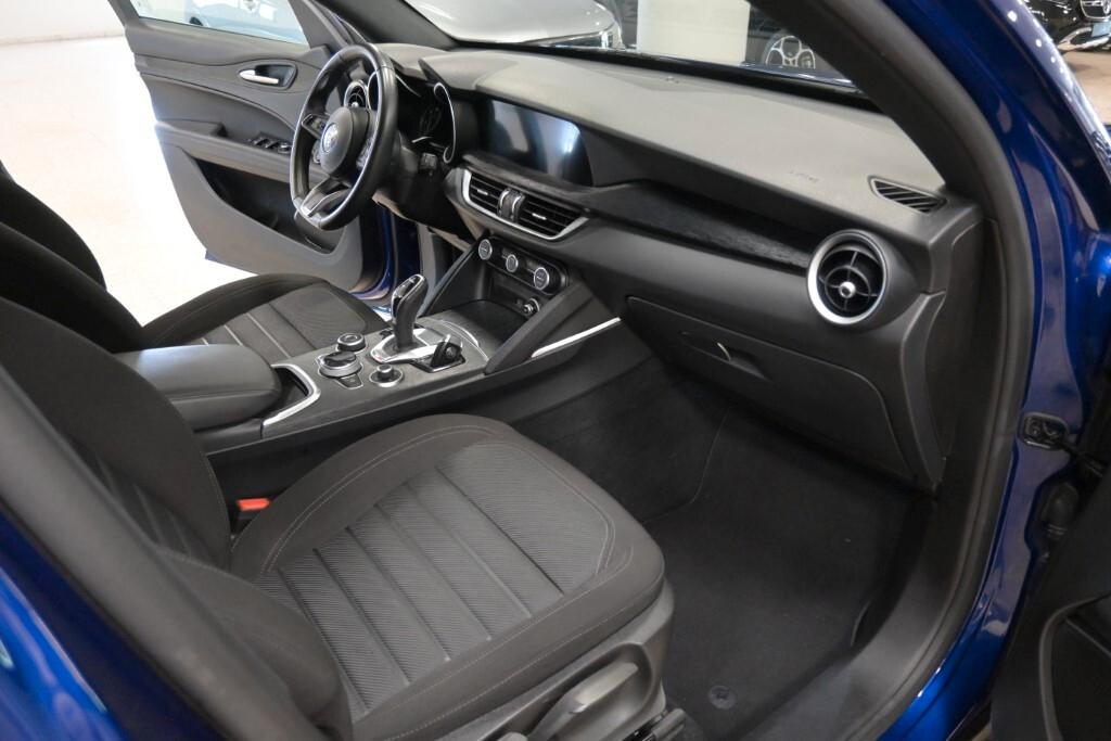 Alfa Romeo Stelvio 2.2 Turbodiesel 160 CV AT8 RWD Super Business