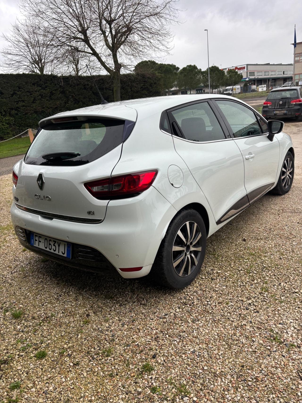 Renault Clio dCi 8V 75 CV Start&Stop 5 porte Energy Intens