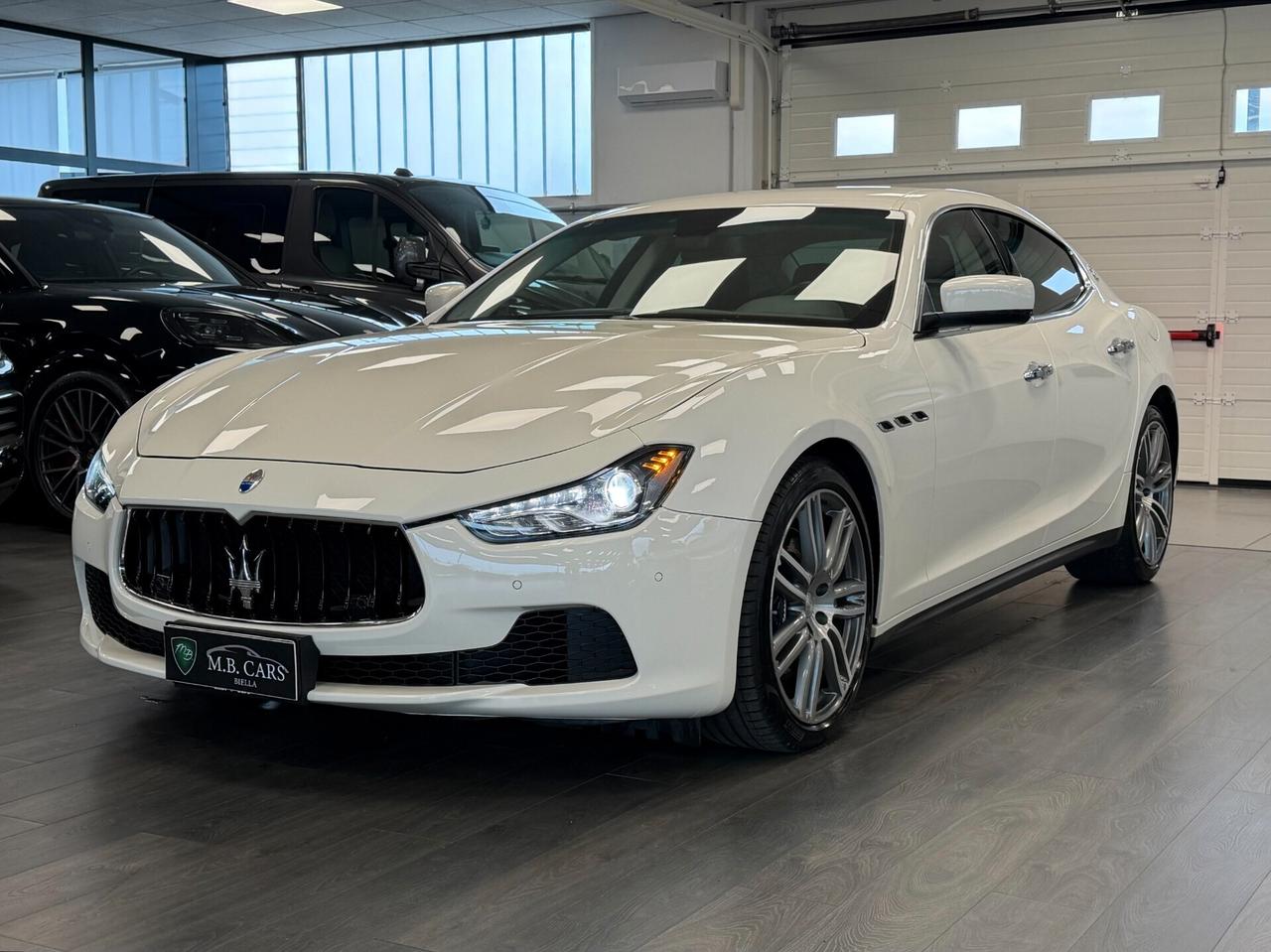 Maserati Ghibli V6 S 250 CV