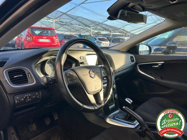 VOLVO V40 D2 Business Navi