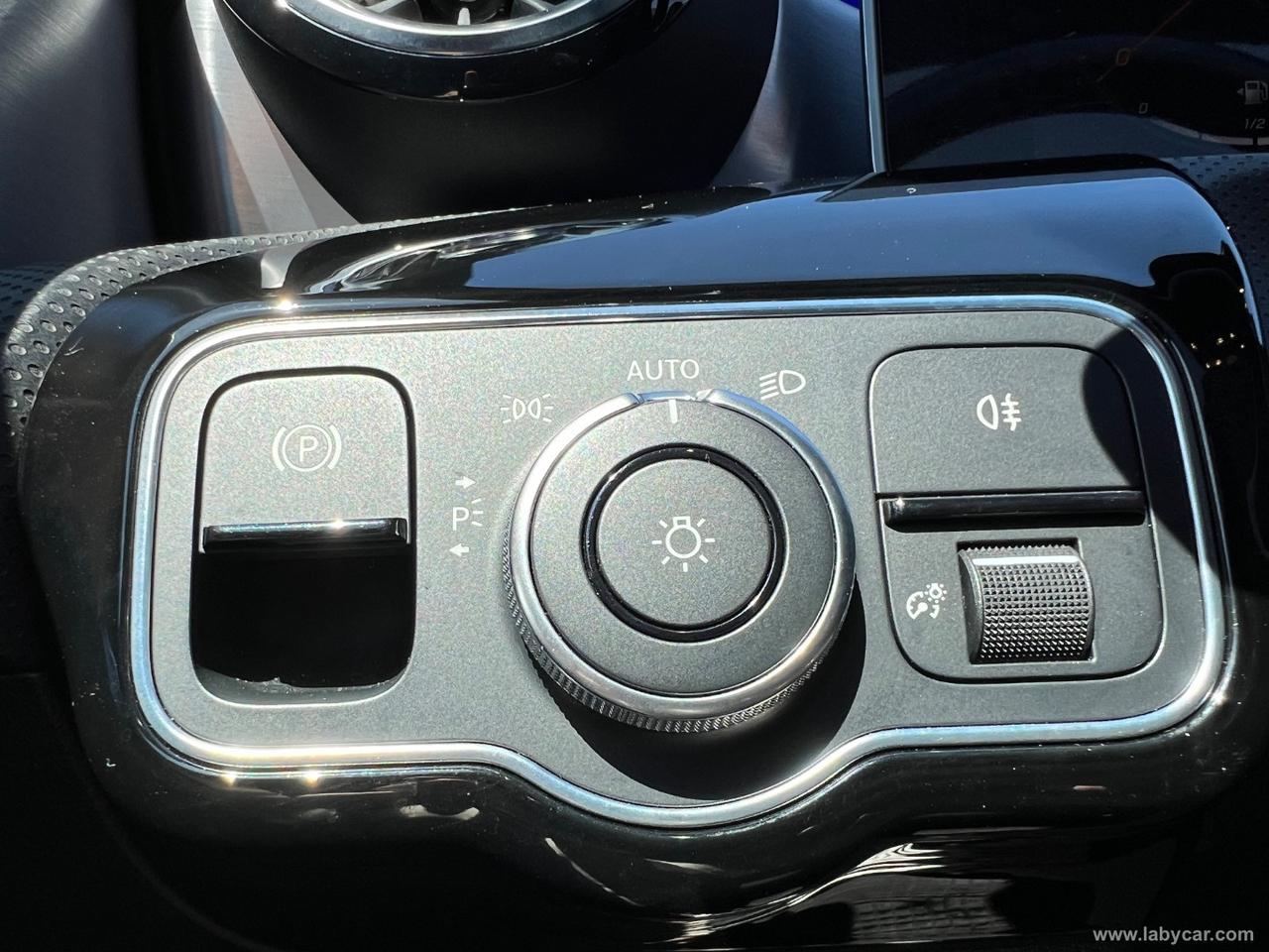 MERCEDES-BENZ CLA 200 d Automatic Premium