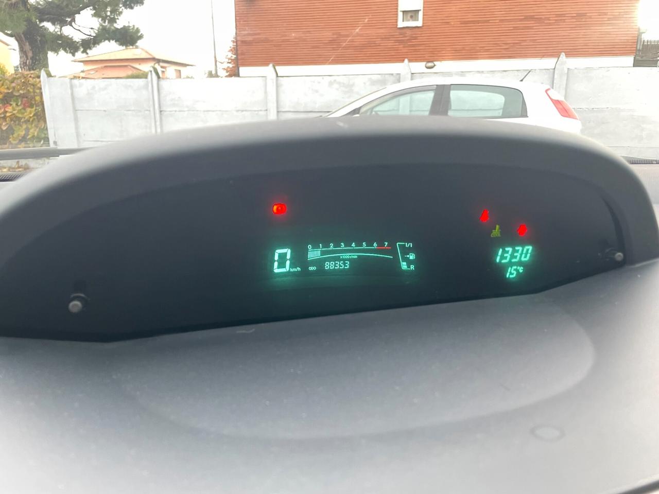 Toyota Yaris 1.0 5 porte Now IDONEA NEOPATENTATI