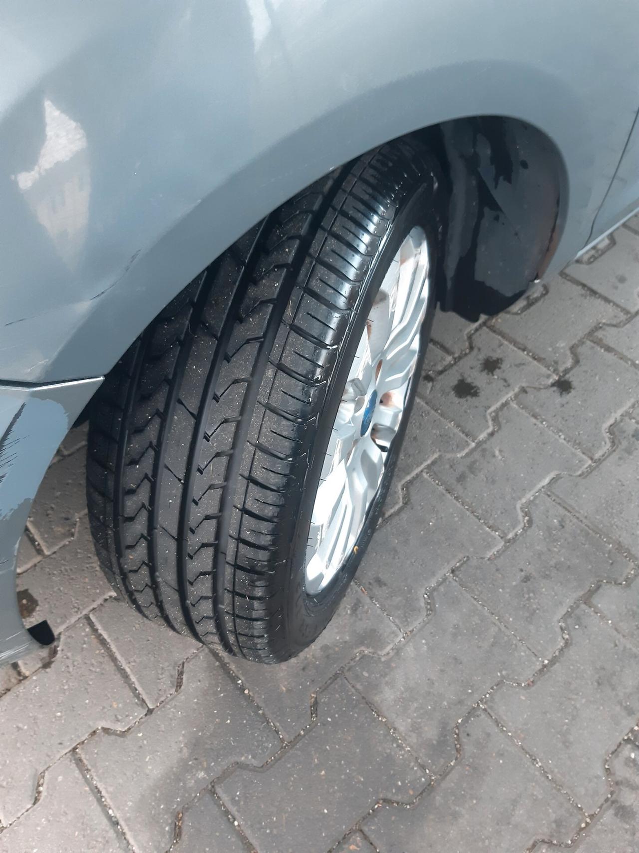 Ford Ka Ka+ 1.2 8V 69CV Titanium