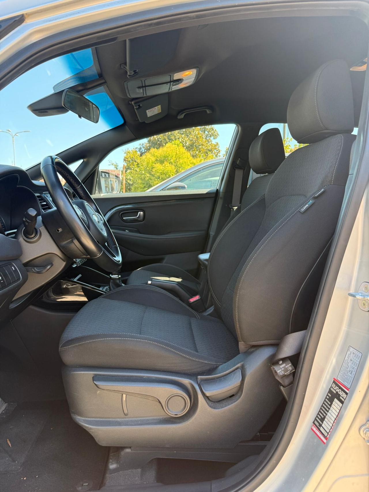 Kia Carens 1.6 GDI Cool NESSUN VINCOLO