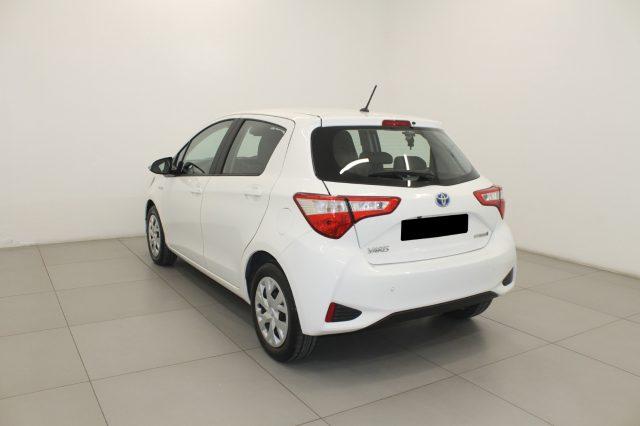 TOYOTA Yaris 1.5 Hybrid 'White Edition' Automatica