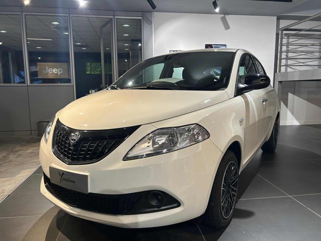 LANCIA Ypsilon 1.0 FireFly 5 porte S&S Hybrid Silver Plus