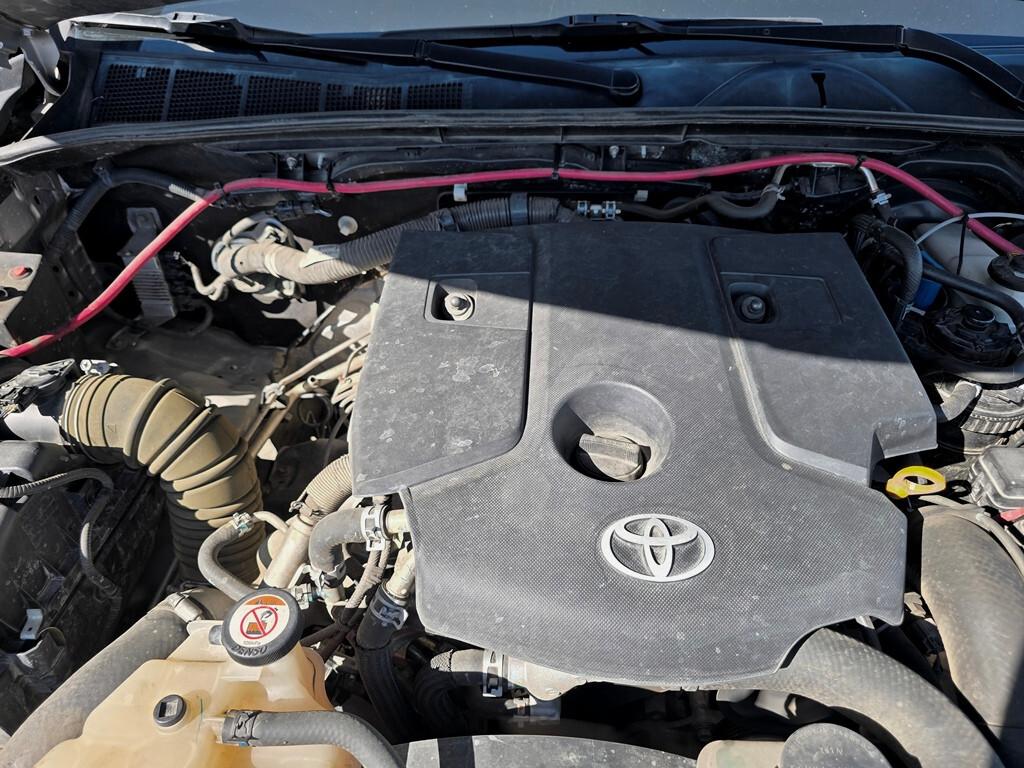Toyota Hilux 2.4 D-4D Executive+ OMOLOGATO!