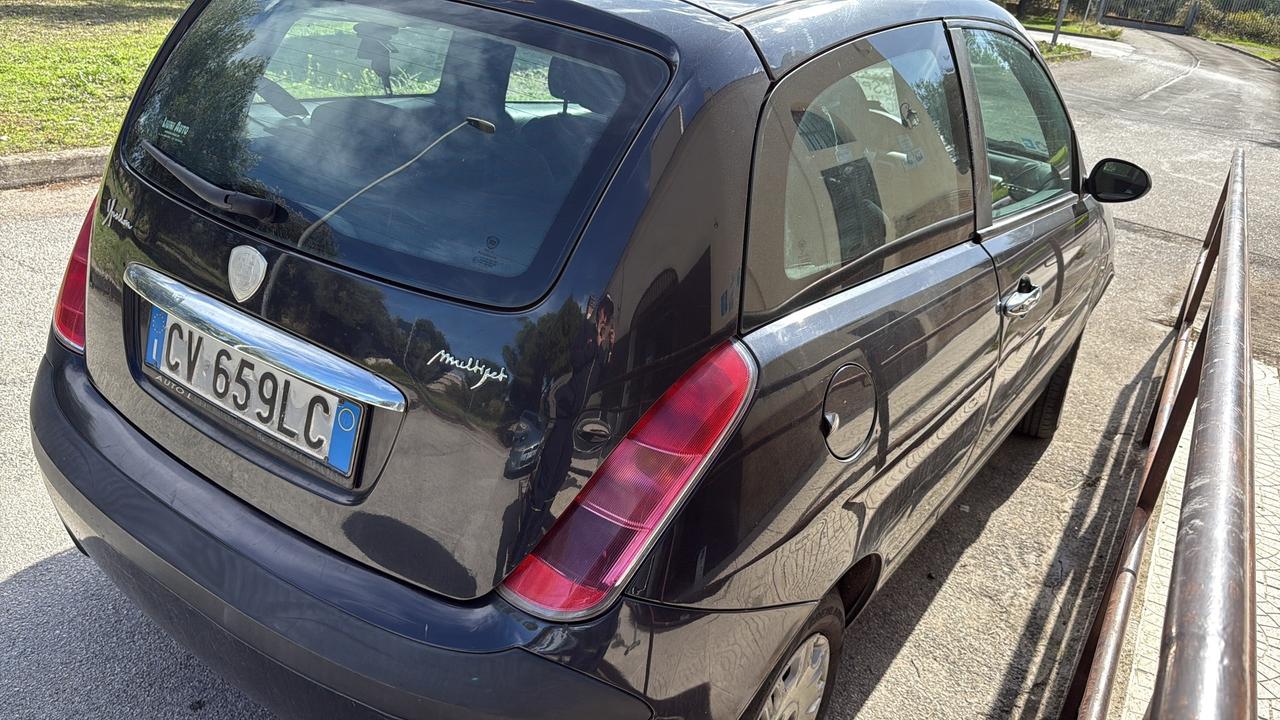 Lancia Ypsilon 1.3 Multijet 16V Argento
