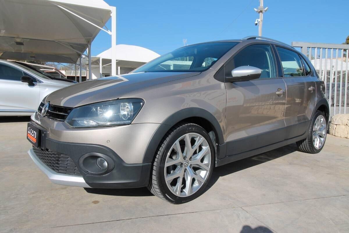 Volkswagen Polo Cross 1.4 TDI DSG 90CV | 2016