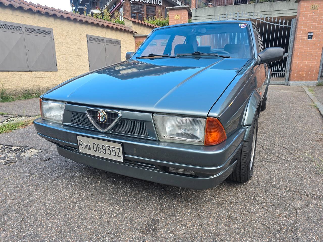 ALFA ROMEO 75 INDY 1.8 i.e.