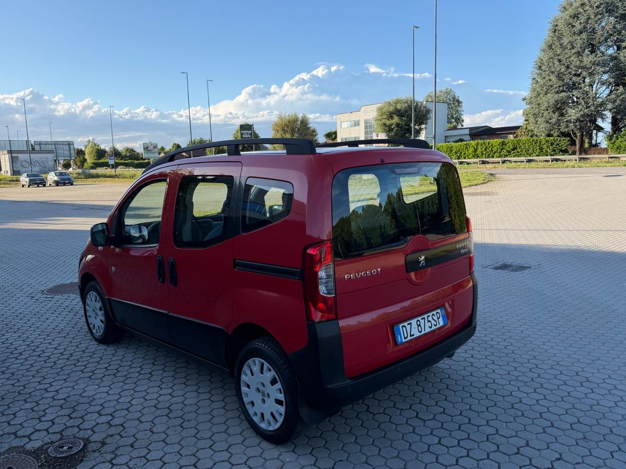 Peugeot Bipper Tepee 1.4 HDi 70CV Outdoor 2-Tronic