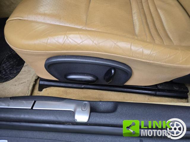 PORSCHE 911 Carrera cat Coupé