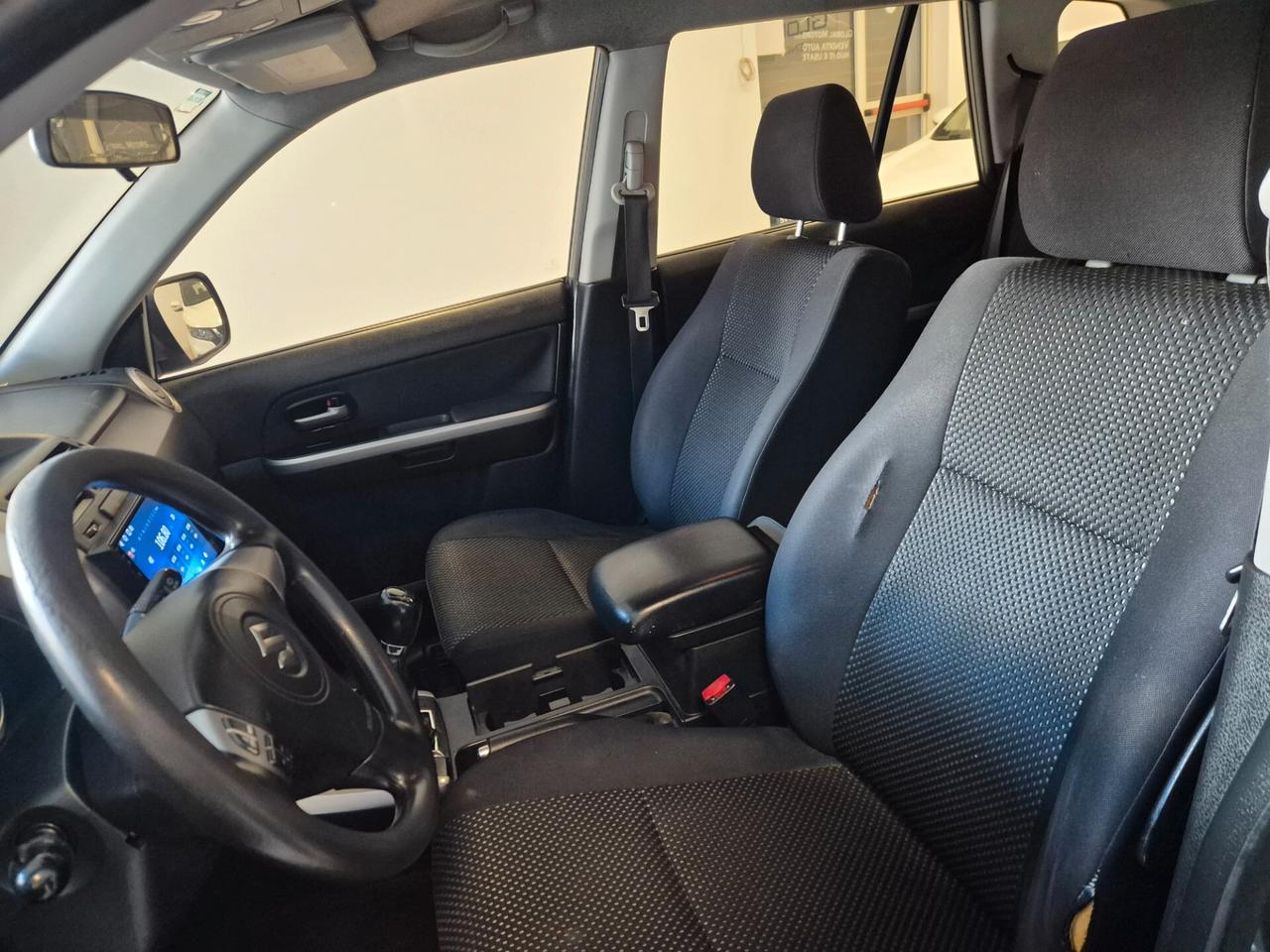 Suzuki Grand Vitara 1.9 DDiS 5 porte