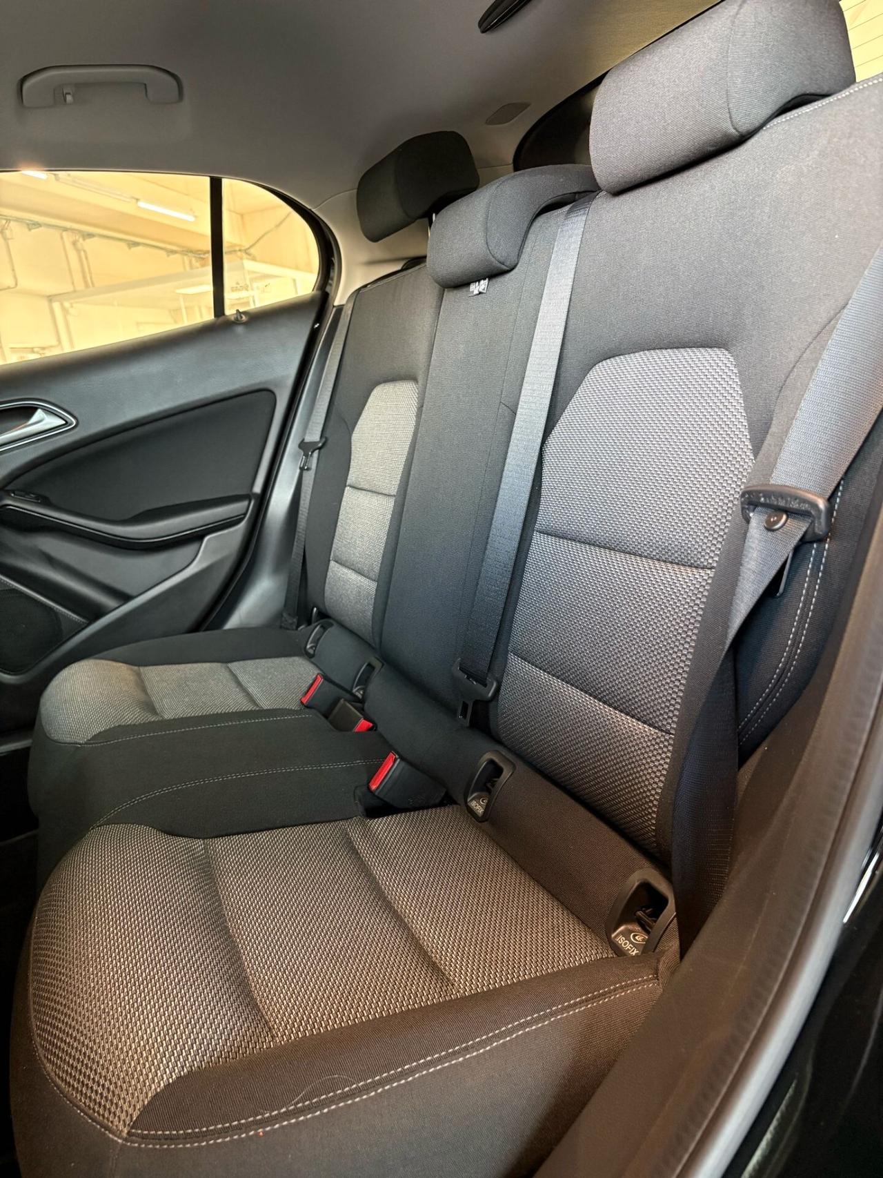 Mercedes-benz GLA 200 GLA 220 d Automatic Business
