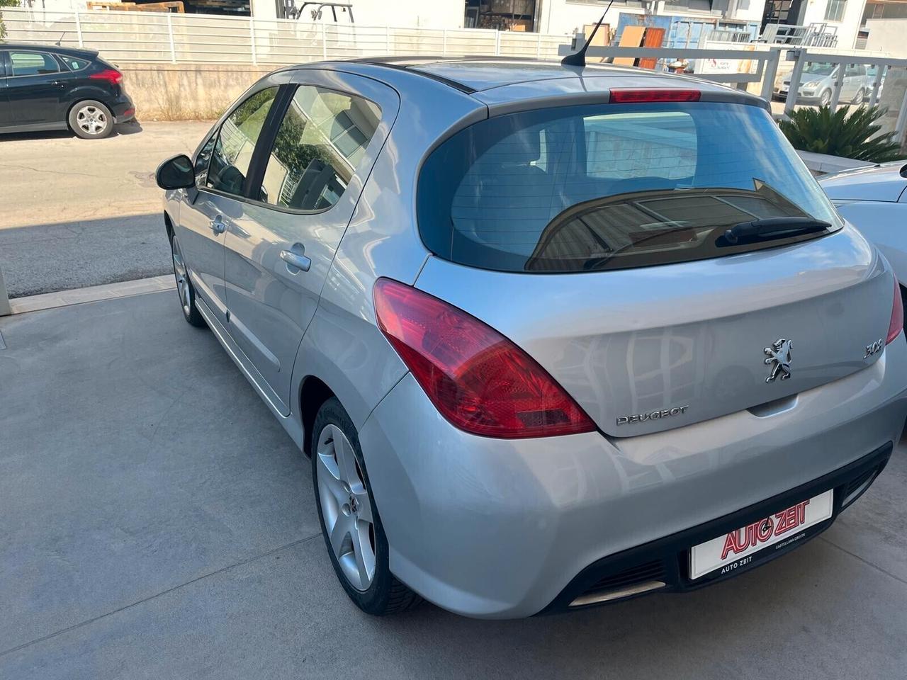 Peugeot 308 1.6 HDi 110CV 5p. Féline (6 Marce)