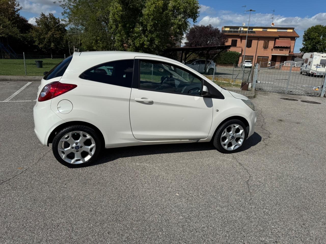 Ford Ka 1.2 8V 69CV Titanium