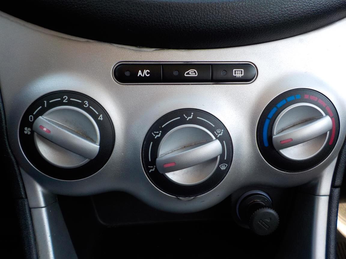 Hyundai i10 1.1 12V BlueDrive GPL Active