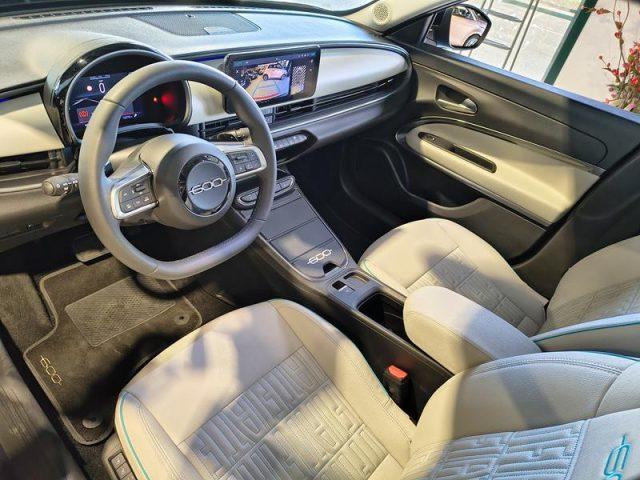 FIAT 600 Hybrid 110 CV DCT MHEV La Prima NEOPATENTATI
