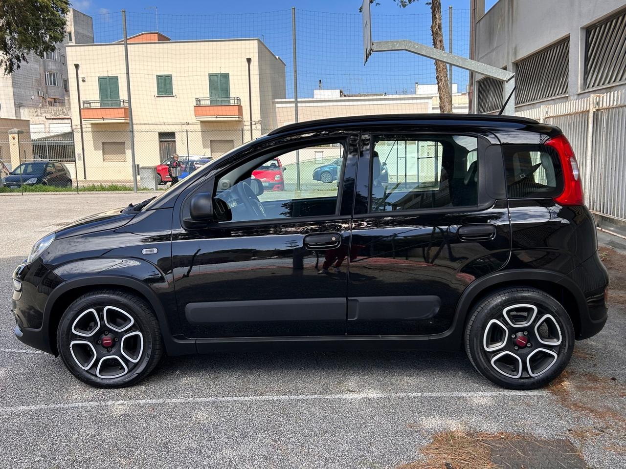 Fiat Panda 1.0 FireFly S&S Hybrid City Cross