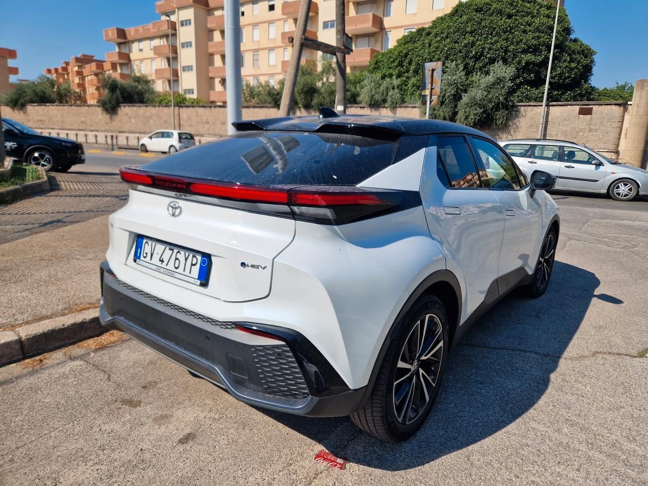 Toyota C-HR 1.8 HV Lounge