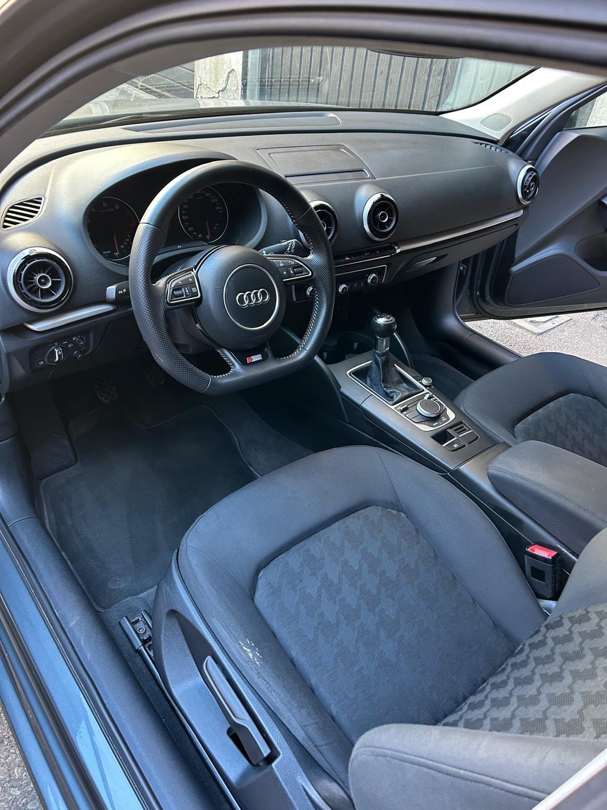 Audi A3 Sedan 1.4 TFSI 125 CV Ambition