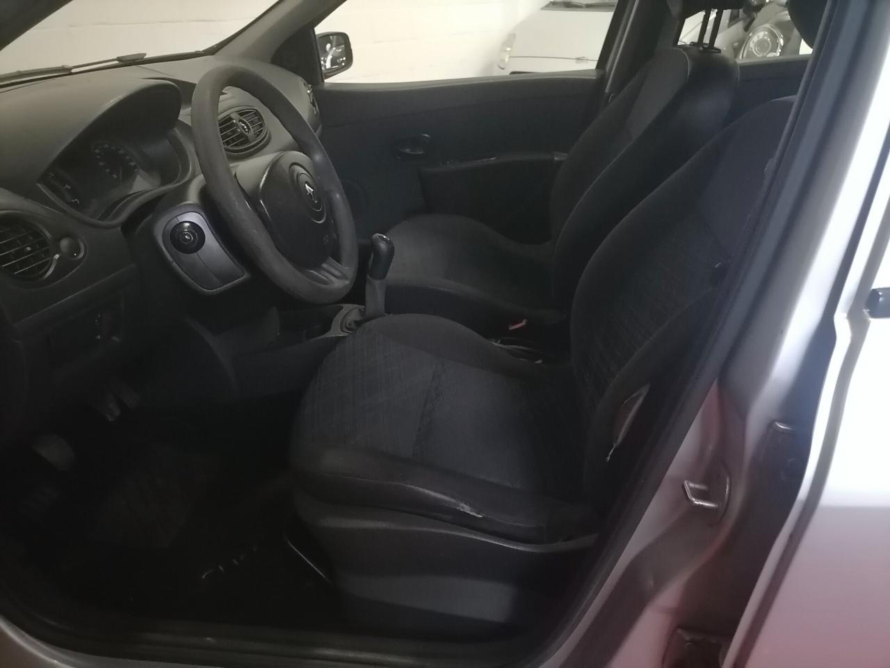 Renault Clio 1.2 16V 65CV 5 porte