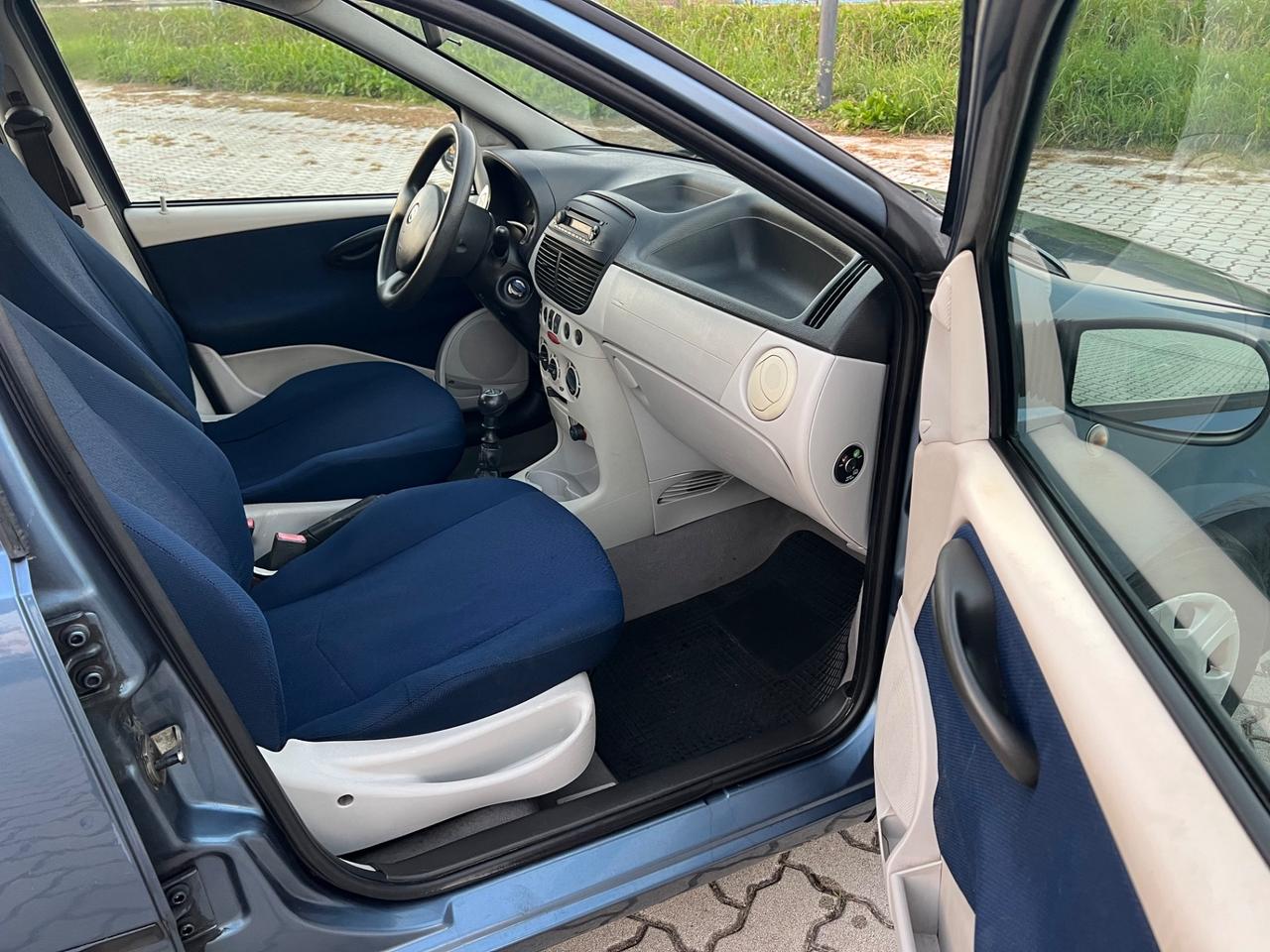 Fiat Punto 1.2i cat 5 porte ELX