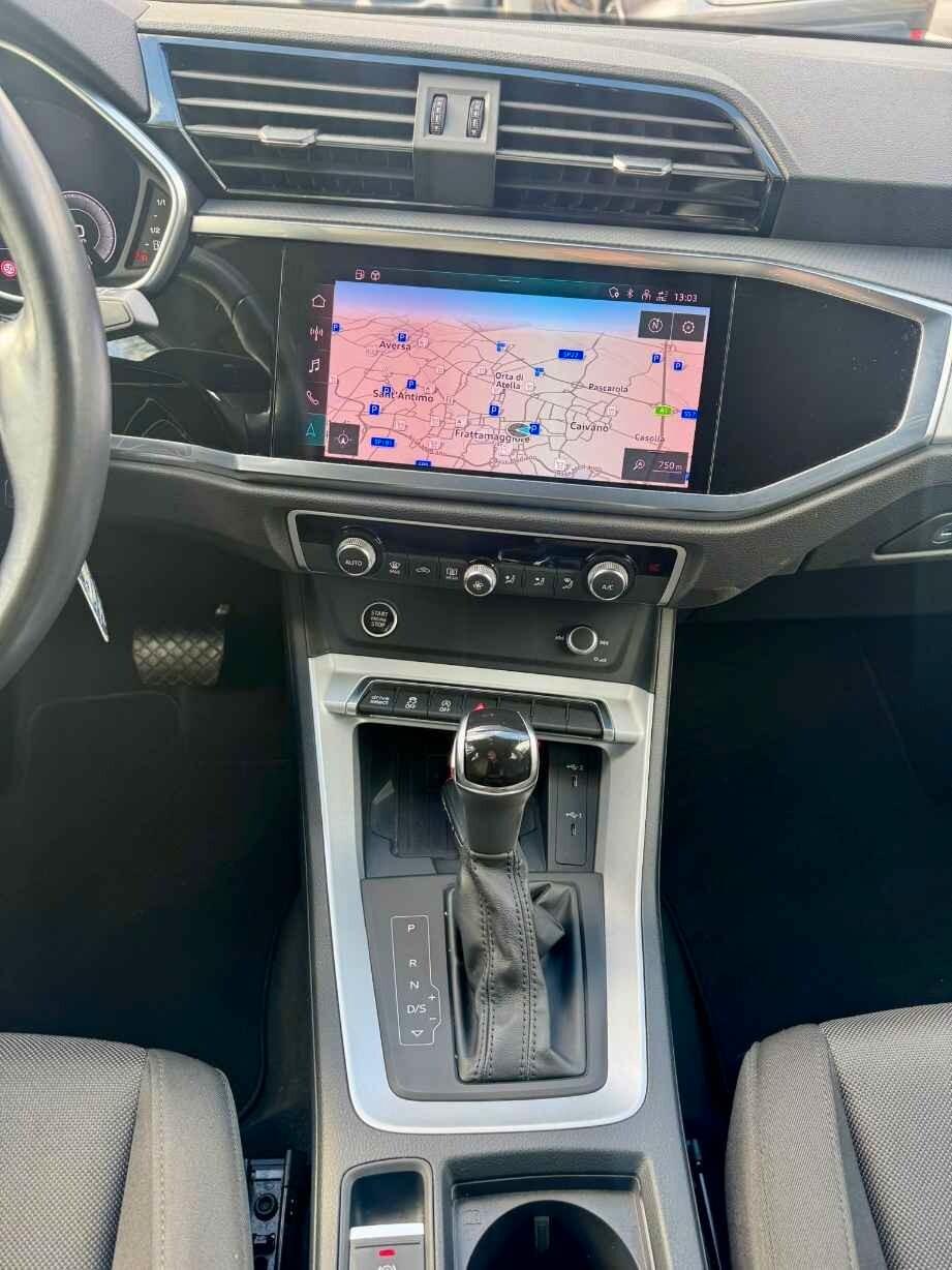 Audi Q3 35 2.0 TDI S tronic 150 CV