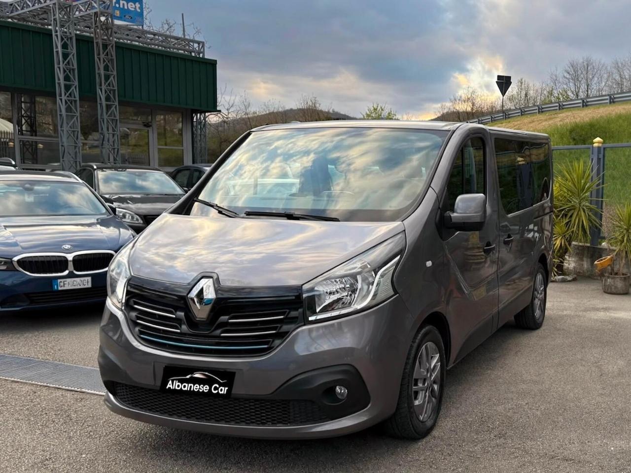 Renault Trafic T27 1.6 dCi 125CV 9 POSTI