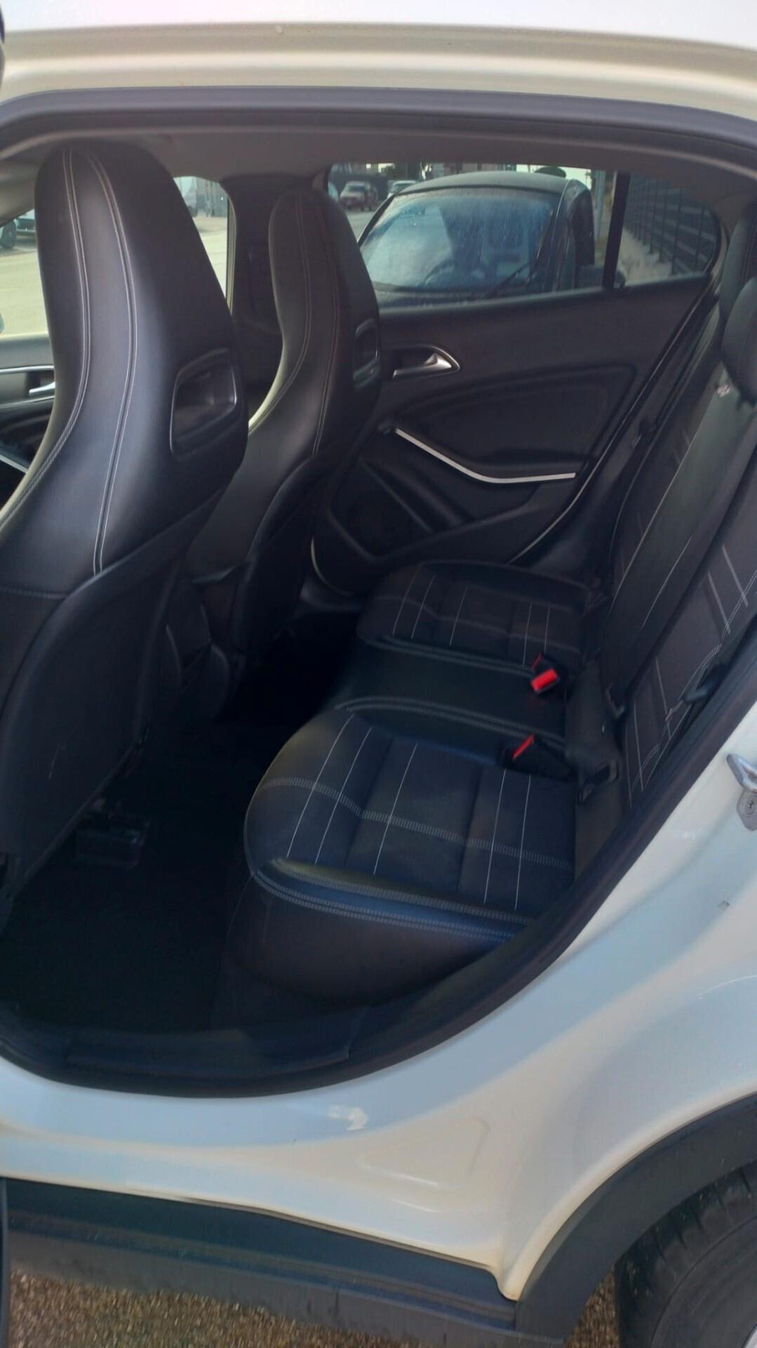Mercedes-benz GLA 200 CDI Automatic 4Matic Premium