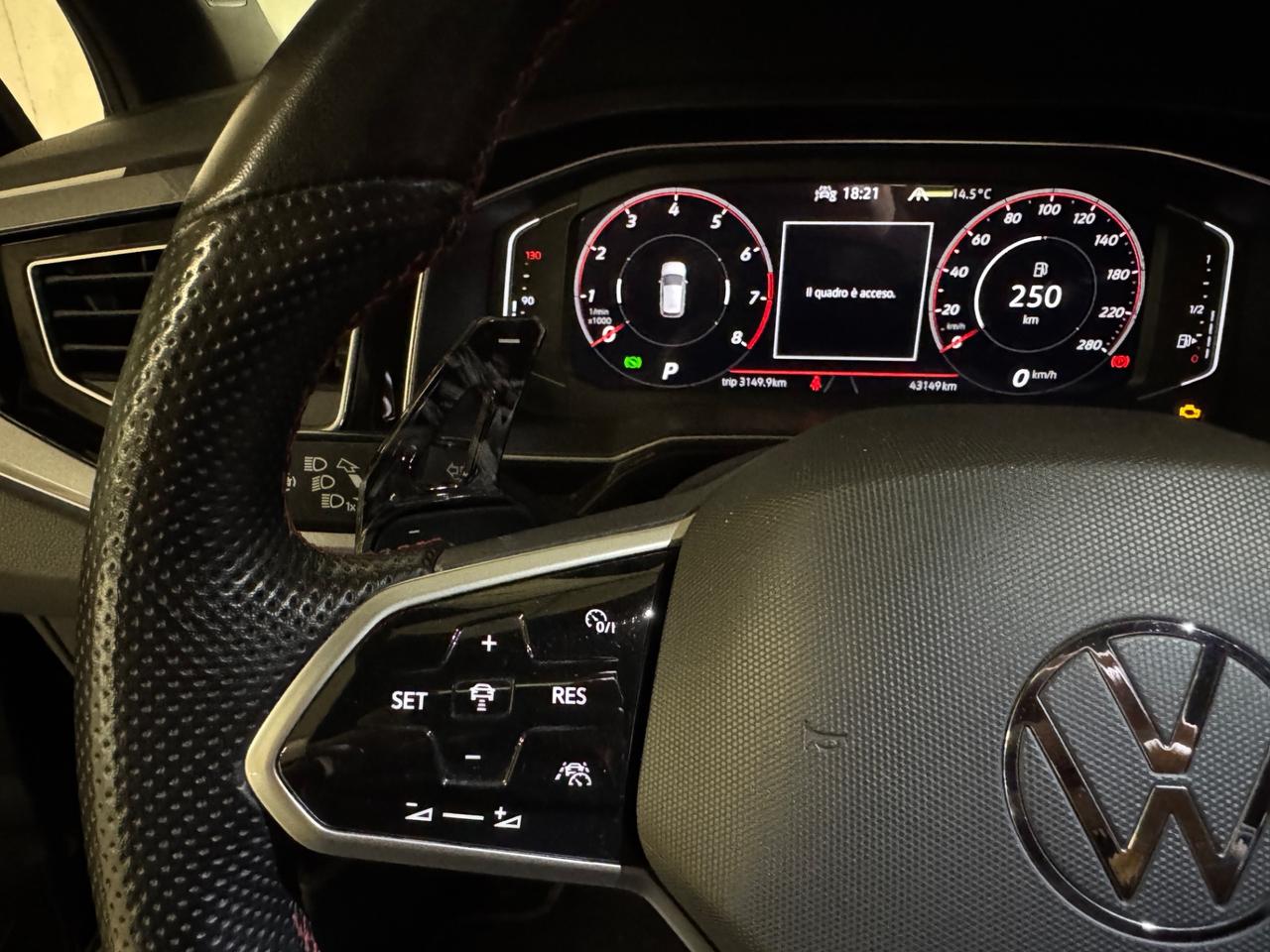 Volkswagen Polo 2.0 TSI DSG GTI