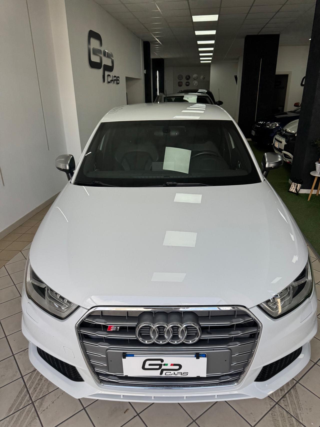 Audi A1 S1 2.0 TFSI quattro