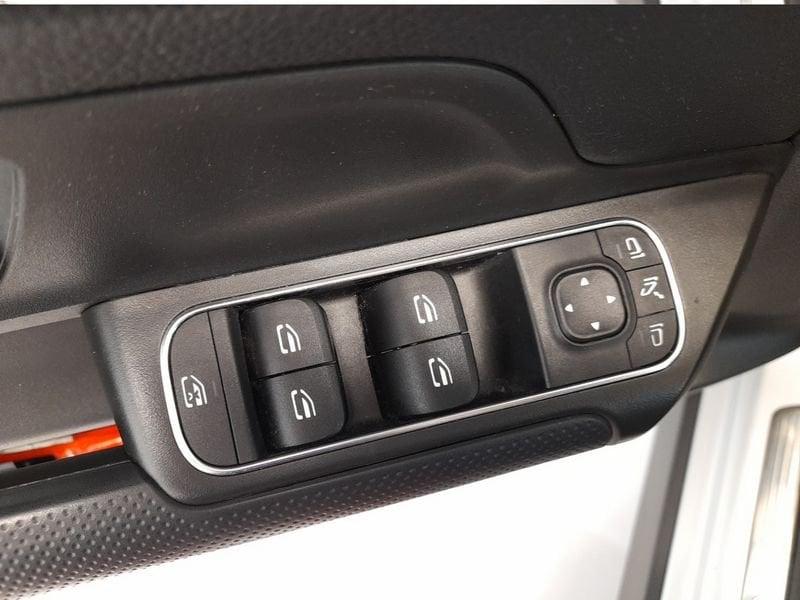 Mercedes-Benz GLB GLB 180 d Automatic Sport