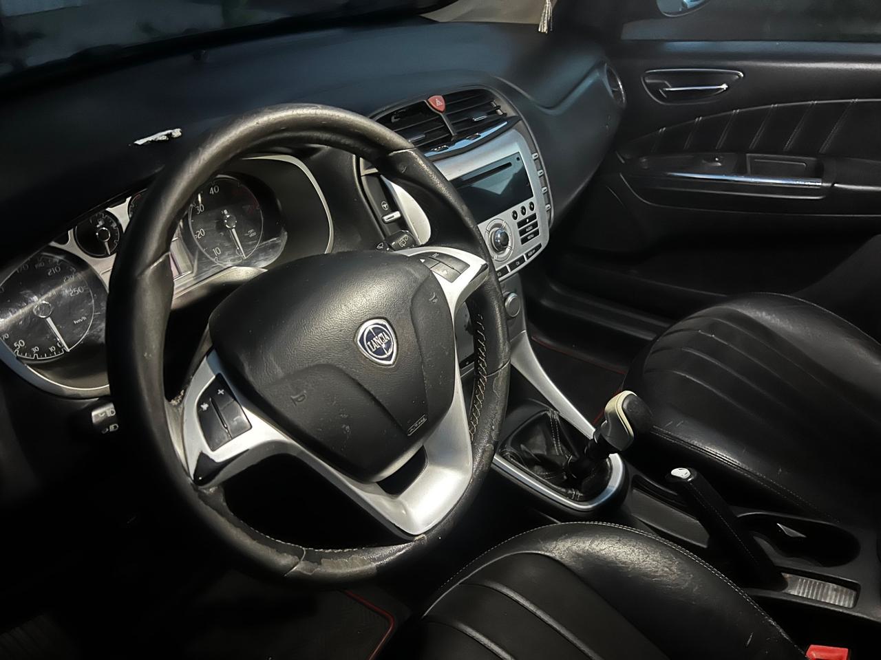 Lancia Delta 1.6 Mjet 120cv 09