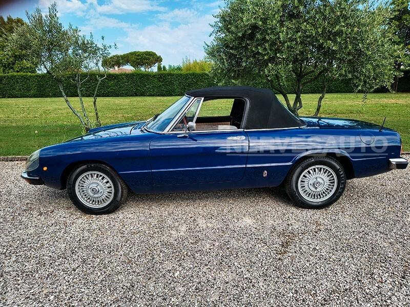 Alfa Romeo Spider Duetto 2000 Blu Interni Beige 1974