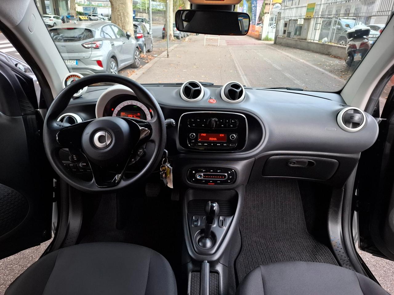 Smart ForTwo EQ PREZZO VERO TAGLIANDI OK NEOPATENTATI