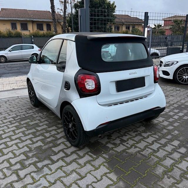 Smart ForTwo 70 1.0 twinamic cabrio Prime