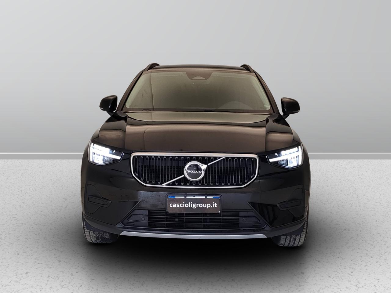 VOLVO XC40 2023 - XC40 2.0 b3 Essential auto