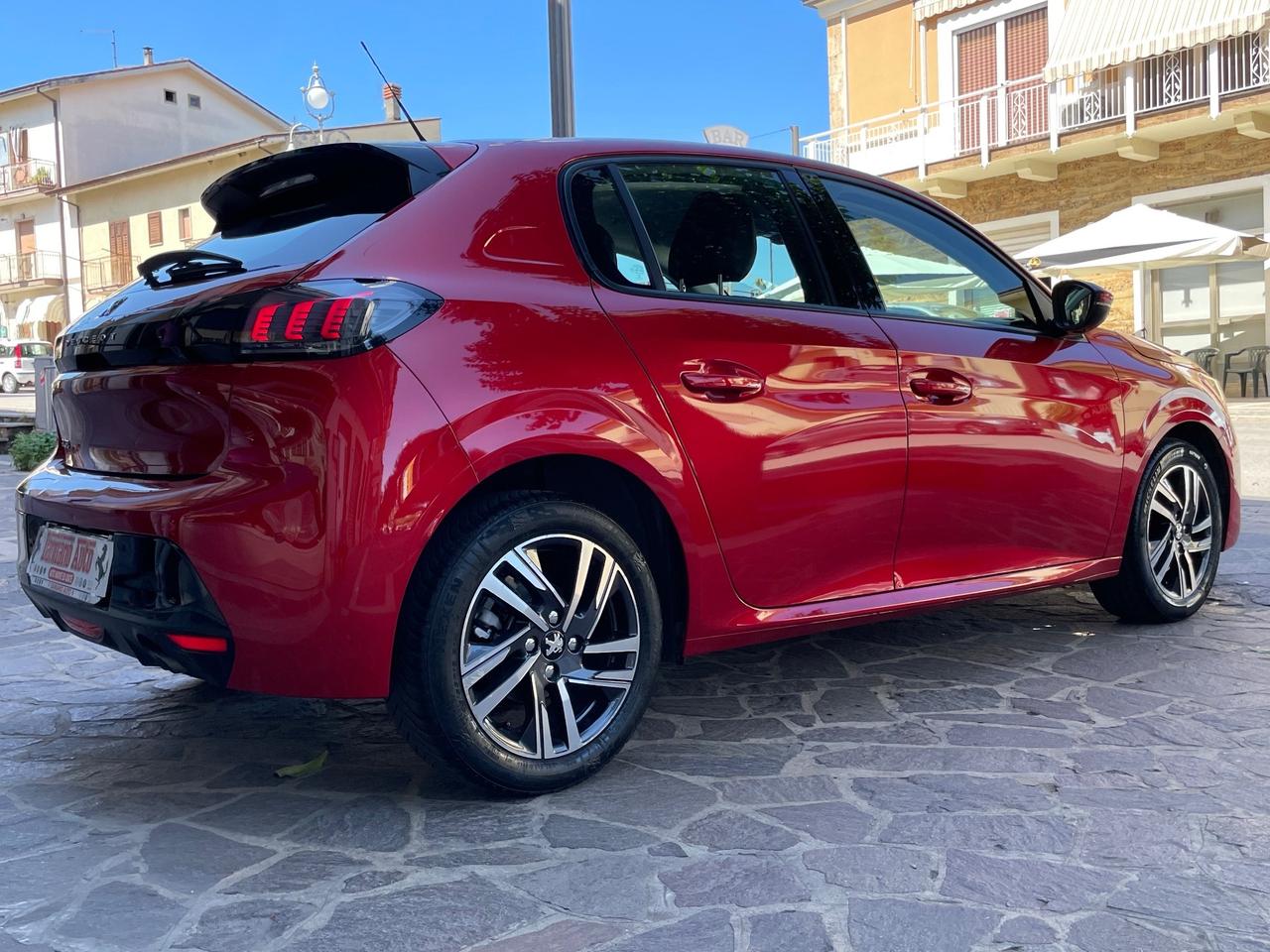 Peugeot 208 BlueHDi 100 Allure Navi Pack COCKPIT 3D