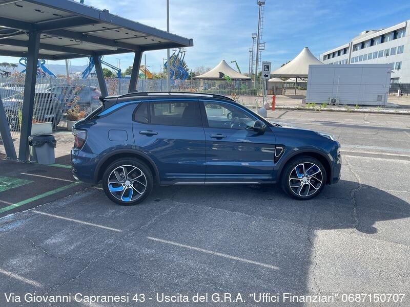 Lynk & Co 01 01 PHEV