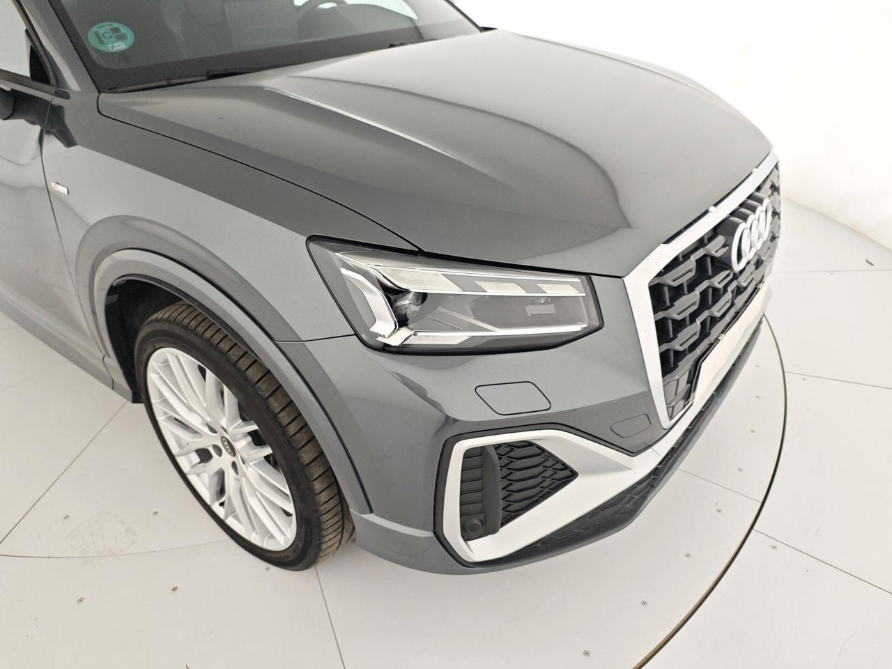 Audi Q2 35 TDI quattro S tronic line Edition