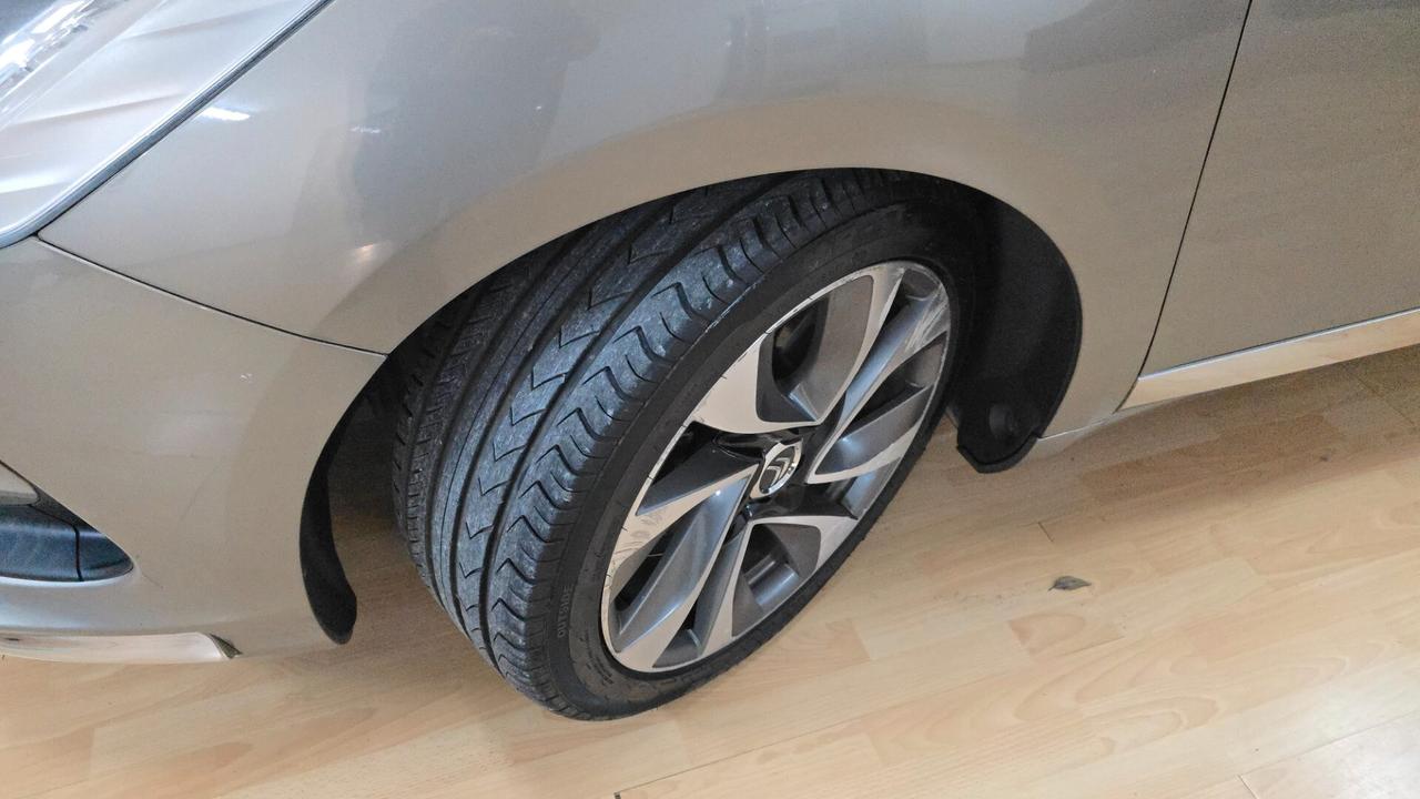 Ds DS5 5 2.0 HDi 160 aut. Sport Chic